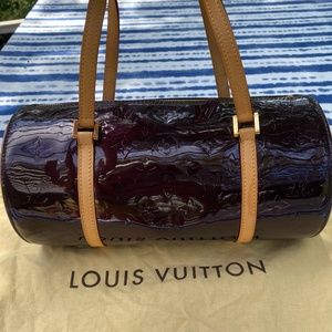 Bedford patent leather Louis Vuitton handbag